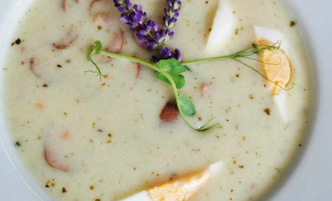 Były hitem w PRL-u, dziś wracają do łask. Te tradycyjne dania rozgrzeją cię jesienią