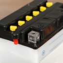 Czym jest akumulator 12V i dlaczego jest istotny w systemach alarmowych oraz przeciwpożarowych?