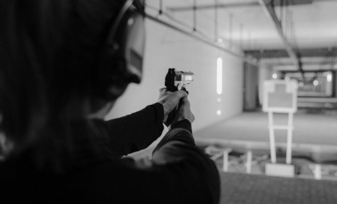 Strzelectwo sportowe w regionie - dlaczego coraz więcej osób stara się o patent strzelecki?