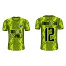 Dlaczego koszulki piłkarskie z logo firmy to lepsza inwestycja niż roll-up i ulotki