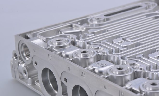 Jak technologia CNC redefiniuje współczesną produkcję?