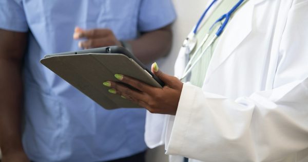 Ubezpieczenia zdrowotne i na życie - jak kompleksowo zadbać o bezpieczeństwo swoje i bliskich?